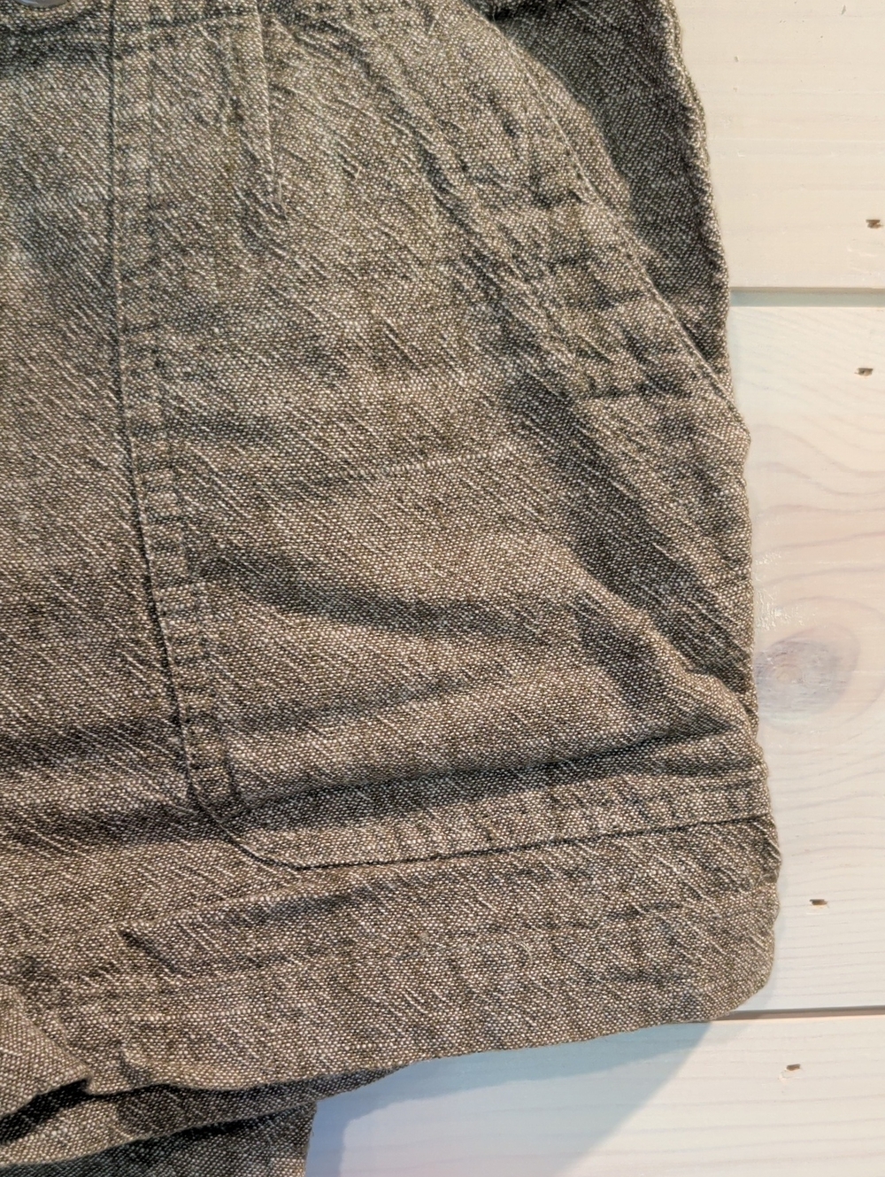 Women’s Tie-Waist Casual Shorts - Olive/Taupe - Picture 3 of 5